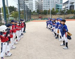 2020 유소년야구 희망과 꿈을 실천하는 서대문구연세유소년야구단(윤장술 감독) 성동야구장 방문, 성동유소년야구단과 연습 경기 진행! 대한유소년야구연맹